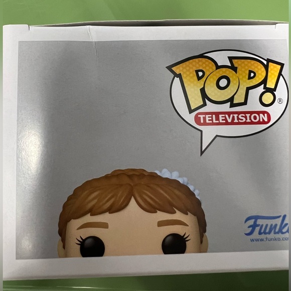 Bridgerton - Daphne Funko Pop - Picture 6 of 7